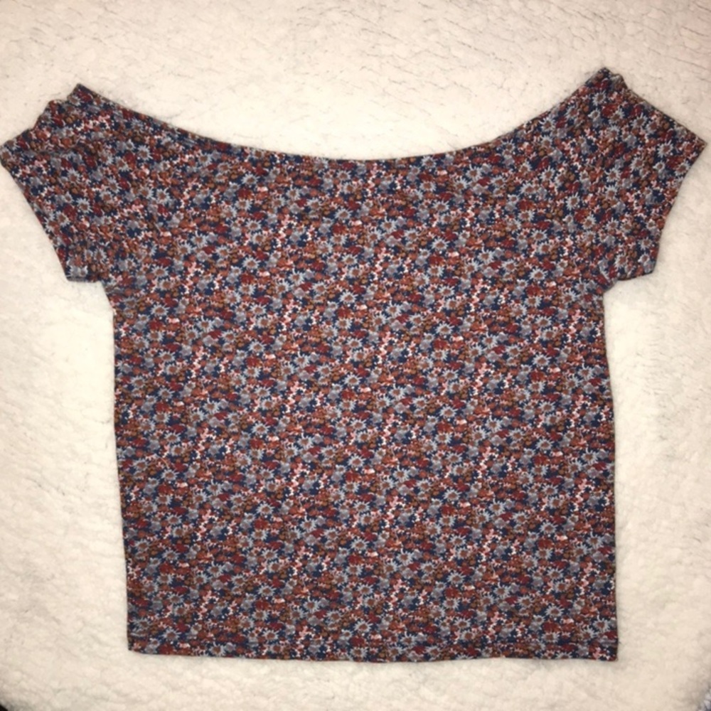 Floral cropped top